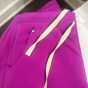 Figs medium petite purple jolt Zamora pant